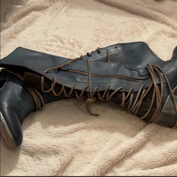 Freebird Coal - Picture 3 of 4